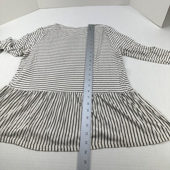 Live In The Moment Womens Sz Med Top Long Sleeve Peplum Hem Black White Preowned - Picture 12 of 12